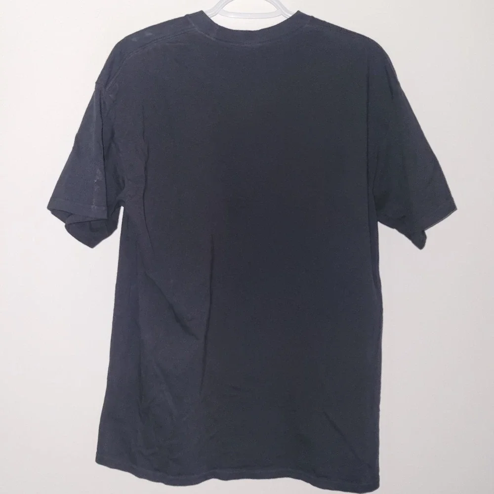 The Mountain Elephant Stop Extinction Short Sleeve T-Shirt Men's Size Large 2017